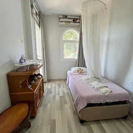 With Private Pool In Alacati فيلة *